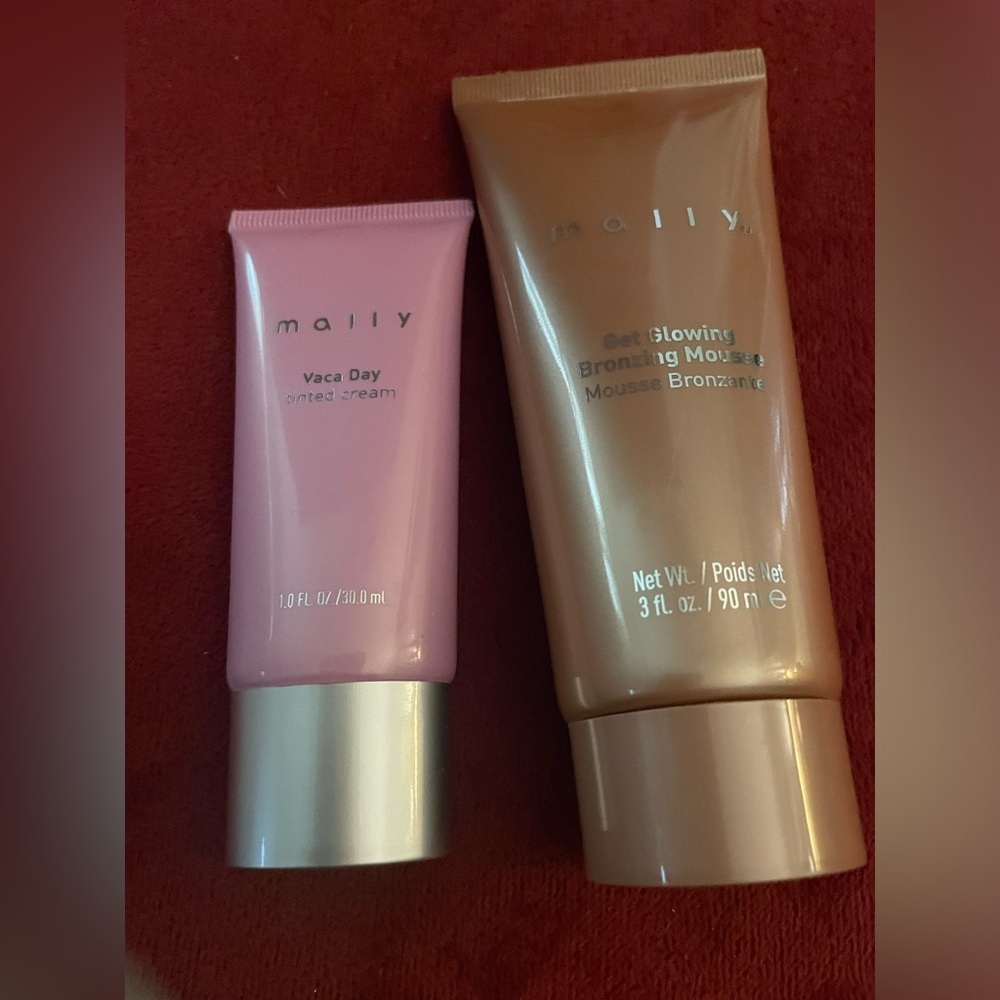 Mally Get Glowing Bronzing Mousse & Vaca Day Tinted Cream